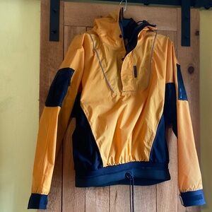 Women’s nylon kayaking water sports jacket. Size M
